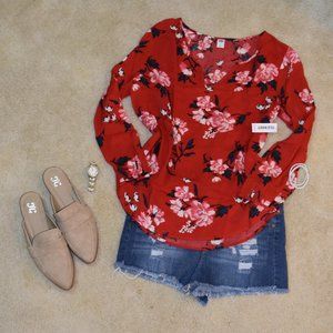 NWT Old Navy Floral Blouse Size L
